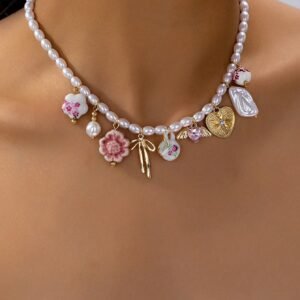 Colier breloque 3 au tour du cou